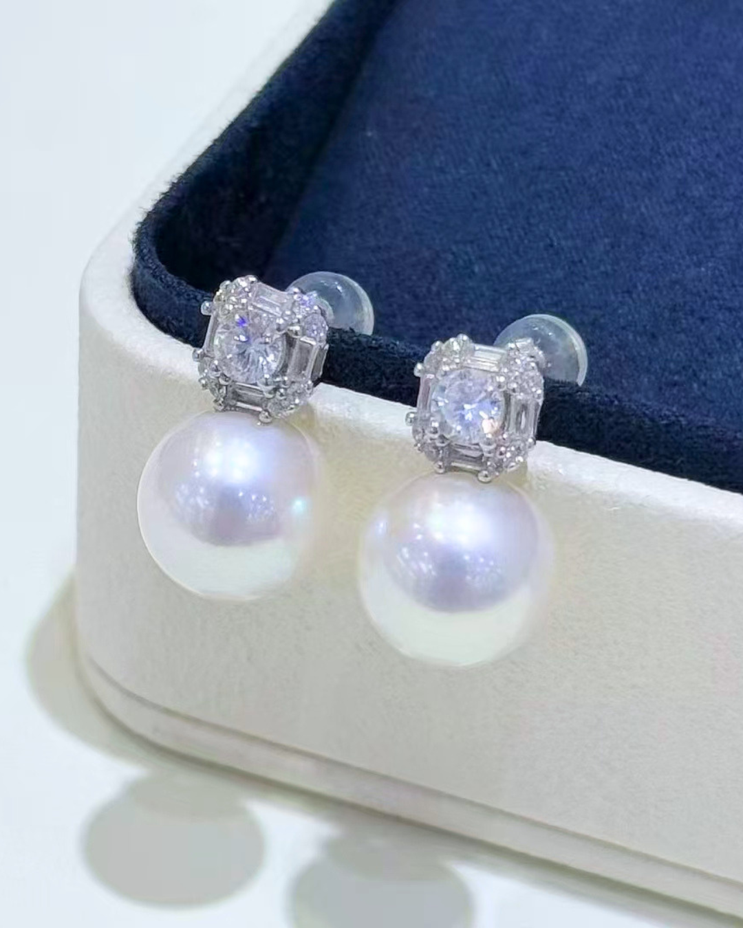 4A Freshwater Round Earring in Silver 925 White Gold Plated - Freshwater Edison with CZ - White (11-12mm)