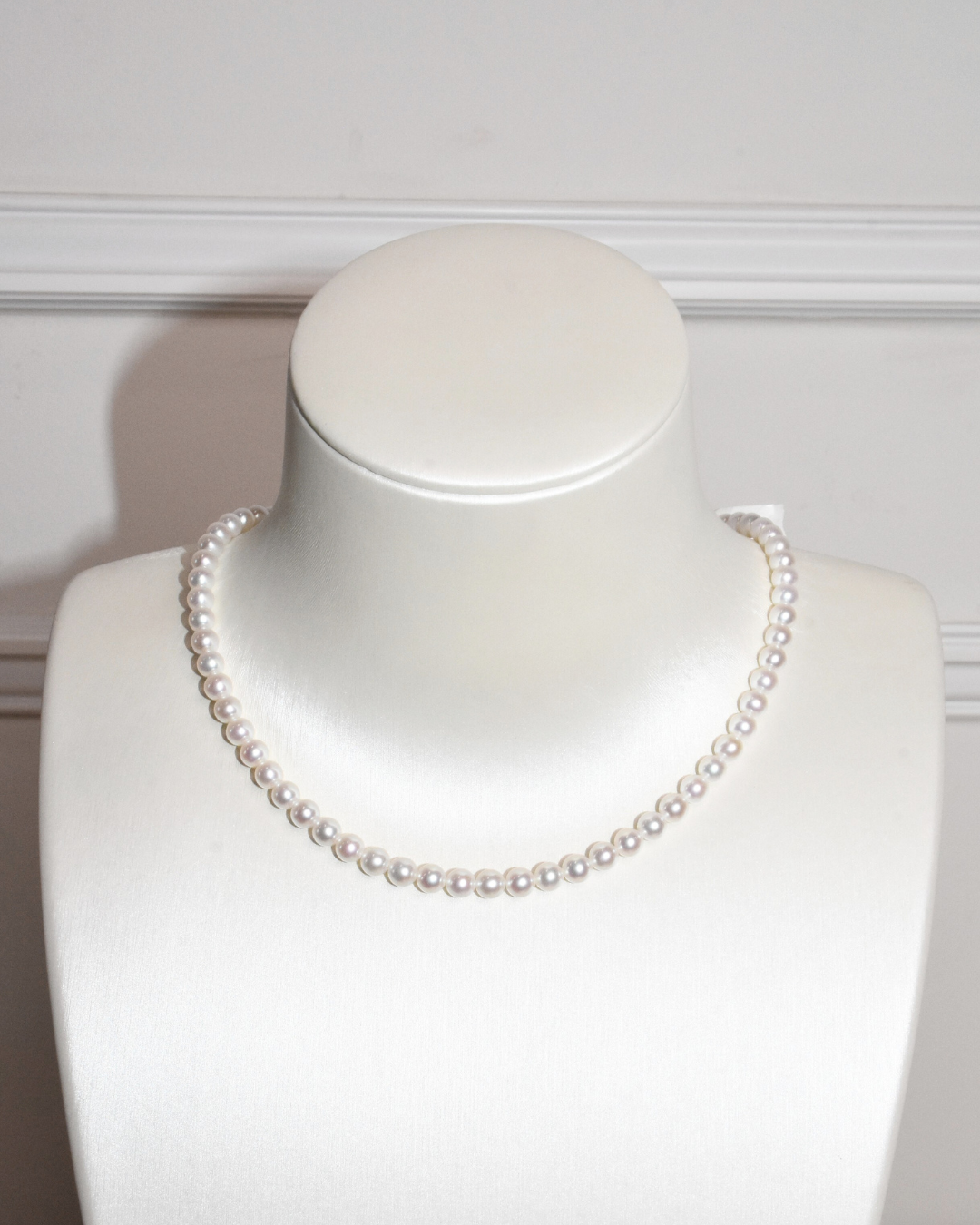 5A Freshwater Round Necklace in Silver 925 Gold Plated - CZ Ribbon - White (5 -6mm)