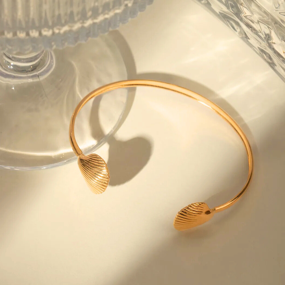 Shellisse Oceanic Bangle