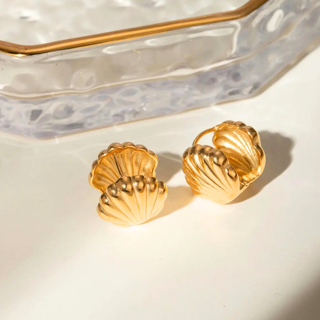 Cloelle Huggie Earrings