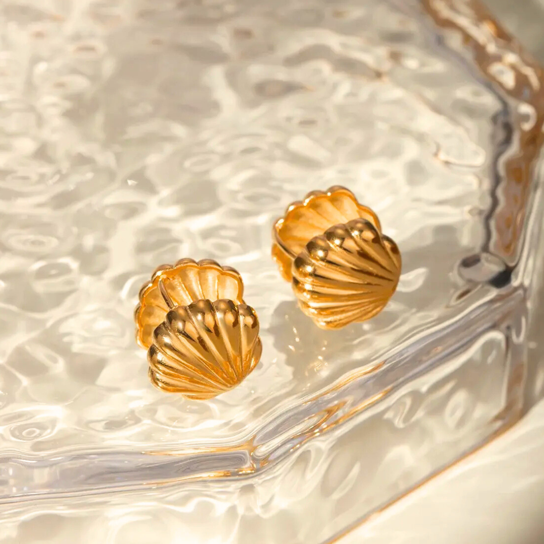 Cloelle Huggie Earrings