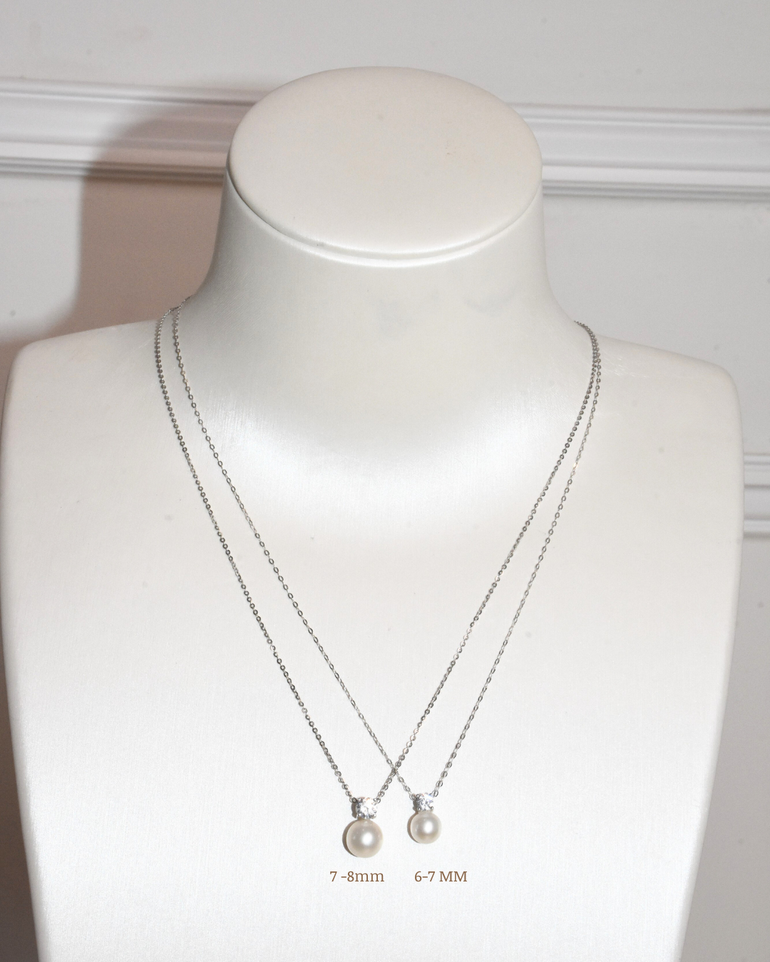 4A Freshwater Round Necklace in Silver 925 WG Plated - Pearl CZ pendant - White (6 -7mm)