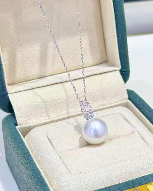 5A South Sea White Australia Round Set in 18K White Gold - Earrings & Necklace Set - White (13-14mm)