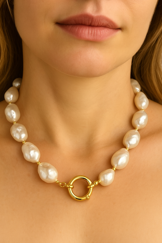 Baroque Pearl Necklace with 18K gold clasp