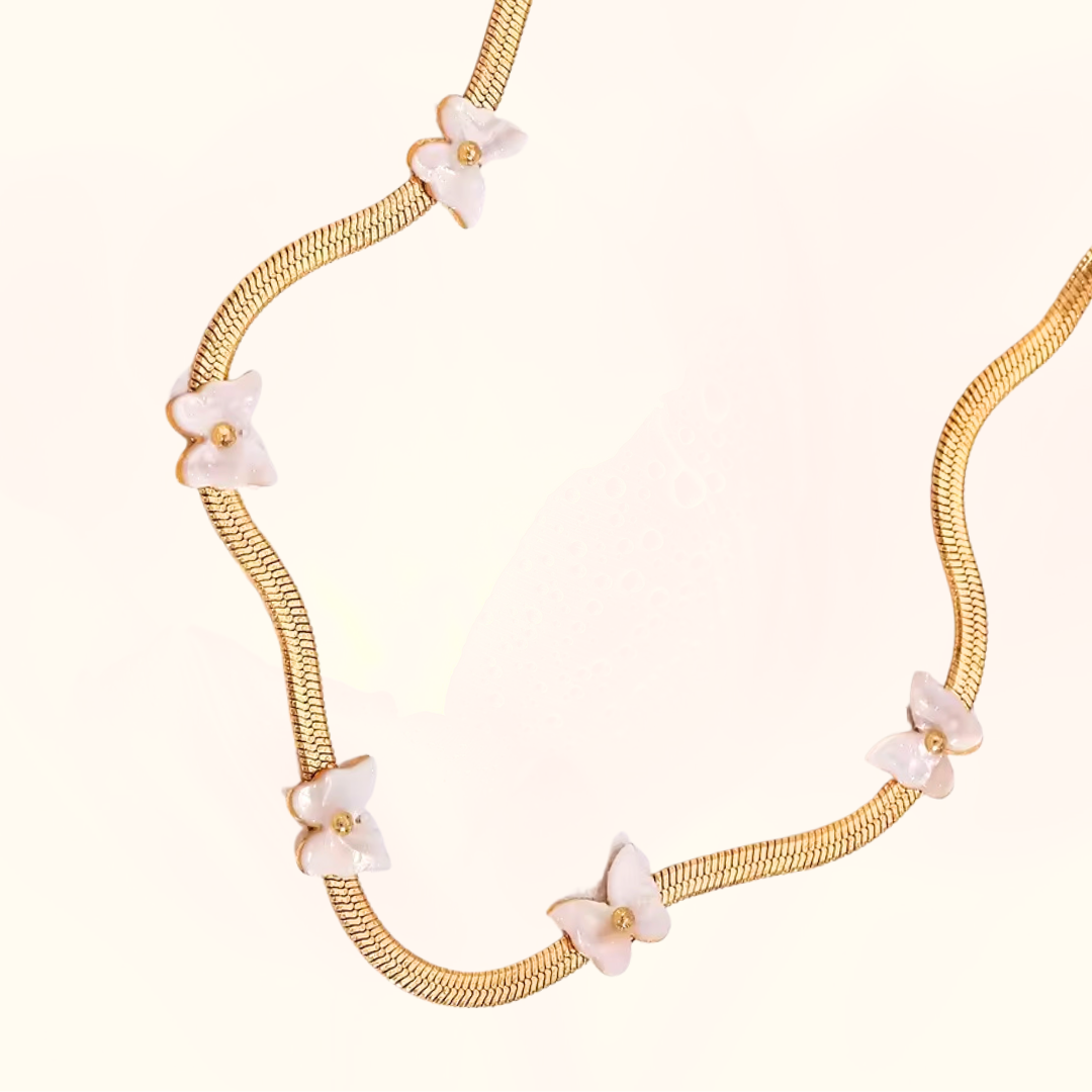 Summertime Shell Butterfly Choker Necklace
