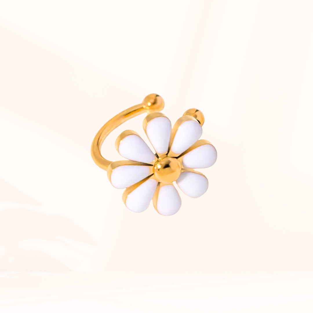 Summer White Daisy Flower Ear Cuff