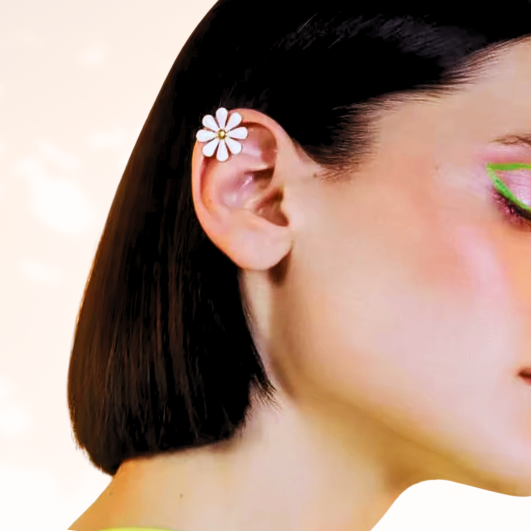 Summer White Daisy Flower Ear Cuff