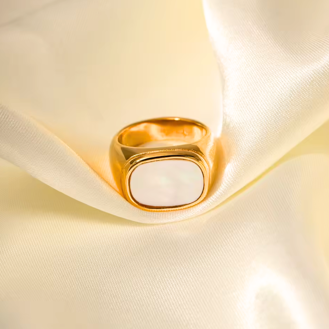 Golden Shell Prism Square Ring