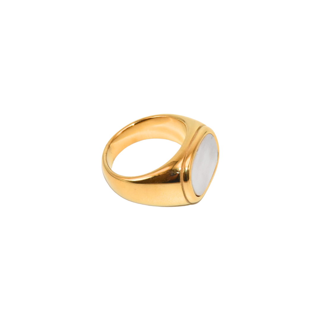 Golden Shell Prism Square Ring