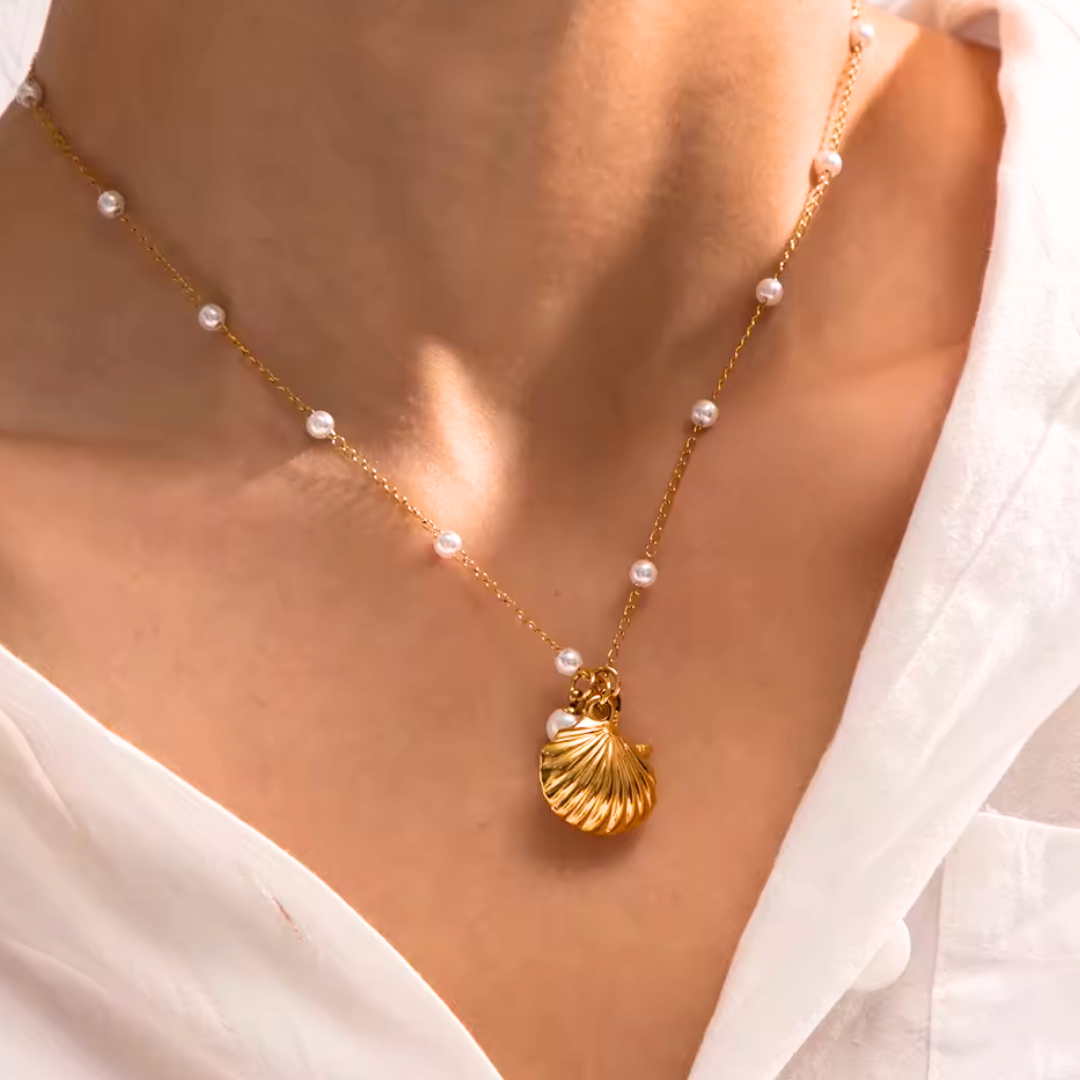 Starfish Pearl Pendant Necklace