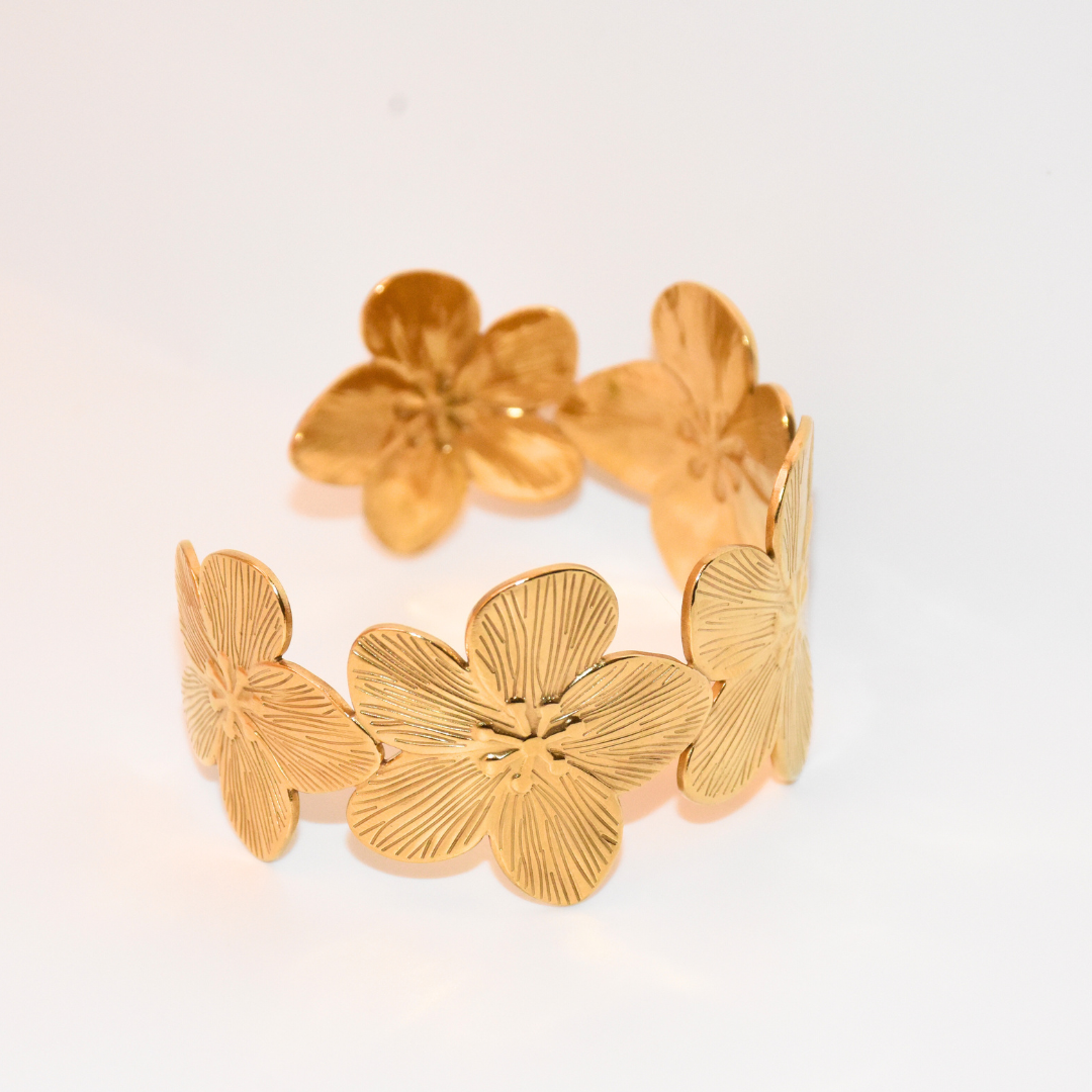 Golden Hellebore flower Grande Bangle