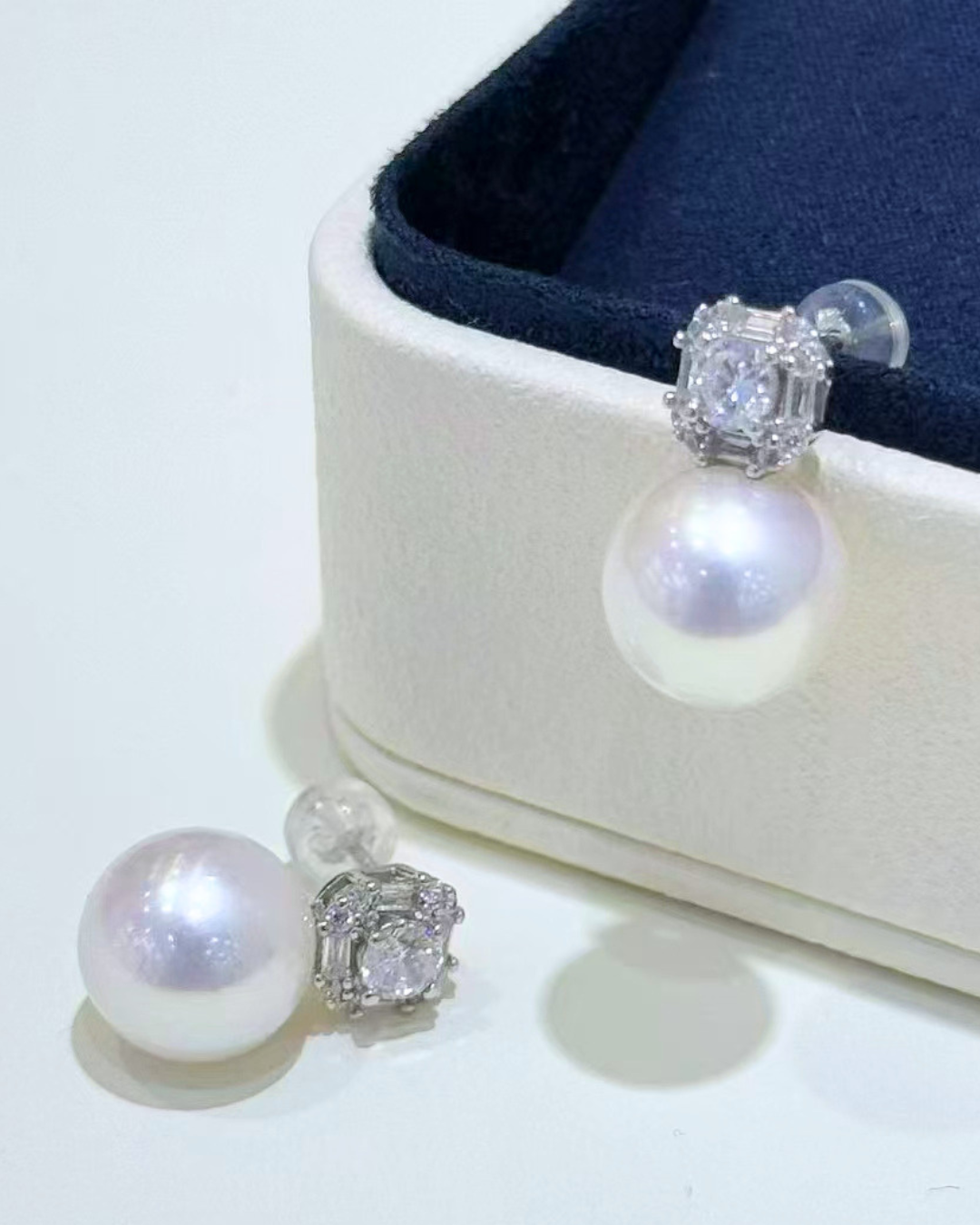 4A Freshwater Round Earring in Silver 925 White Gold Plated - Freshwater Edison with CZ - White (11-12mm)