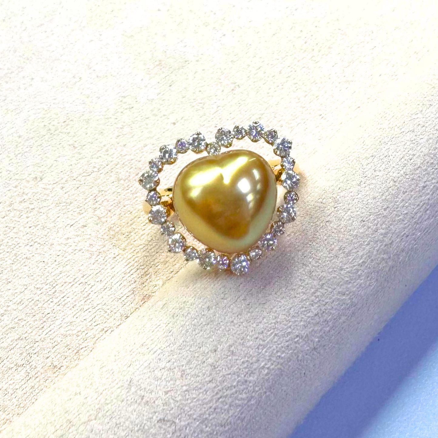 South Sea Golden Philippines Heart Ring in 18K Gold - with Natural Diamond - Gold (12mm) D0.69ct