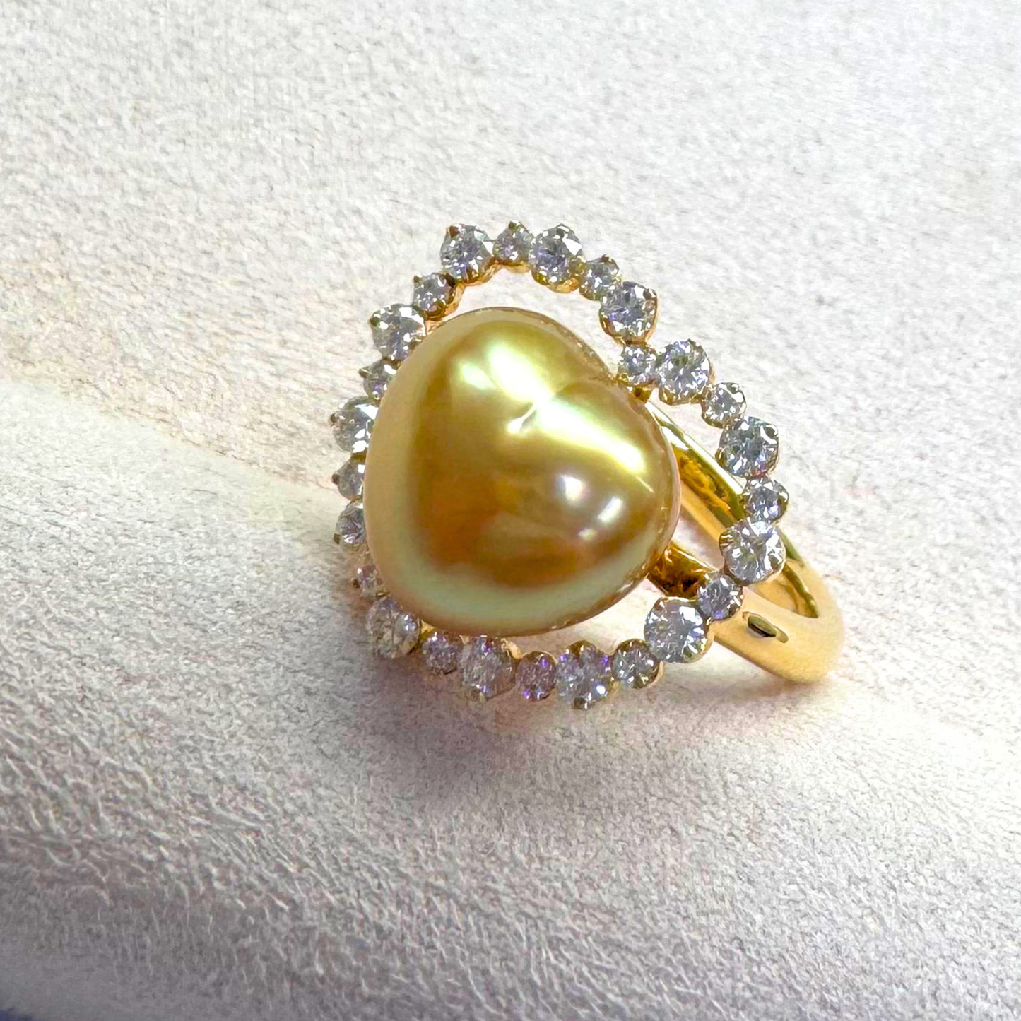 South Sea Golden Philippines Heart Ring in 18K Gold - with Natural Diamond - Gold (12mm) D0.69ct