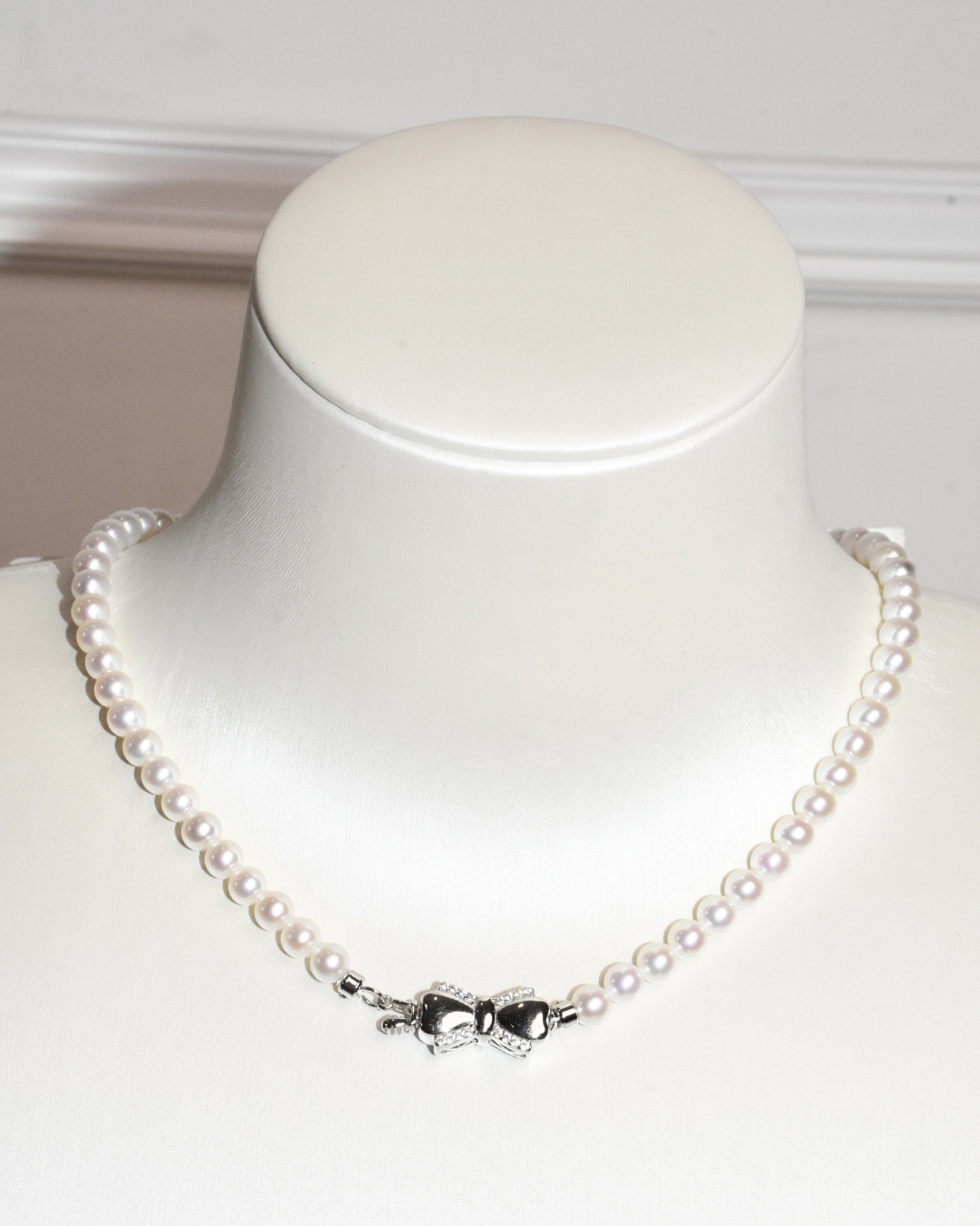 5A Freshwater Round Necklace in Silver 925 WG Plated - CZ Ribbon  - White (5 -6mm)