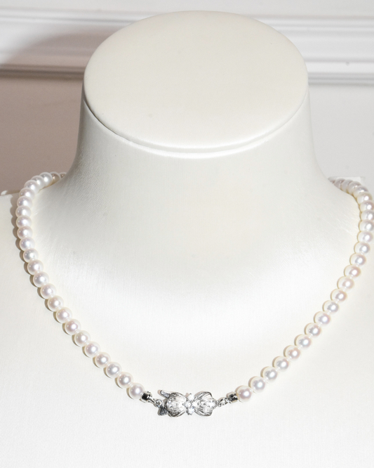 5A Freshwater Round Necklace in Silver 925 WG Plated - Elegant Ribbon - White ( mm)