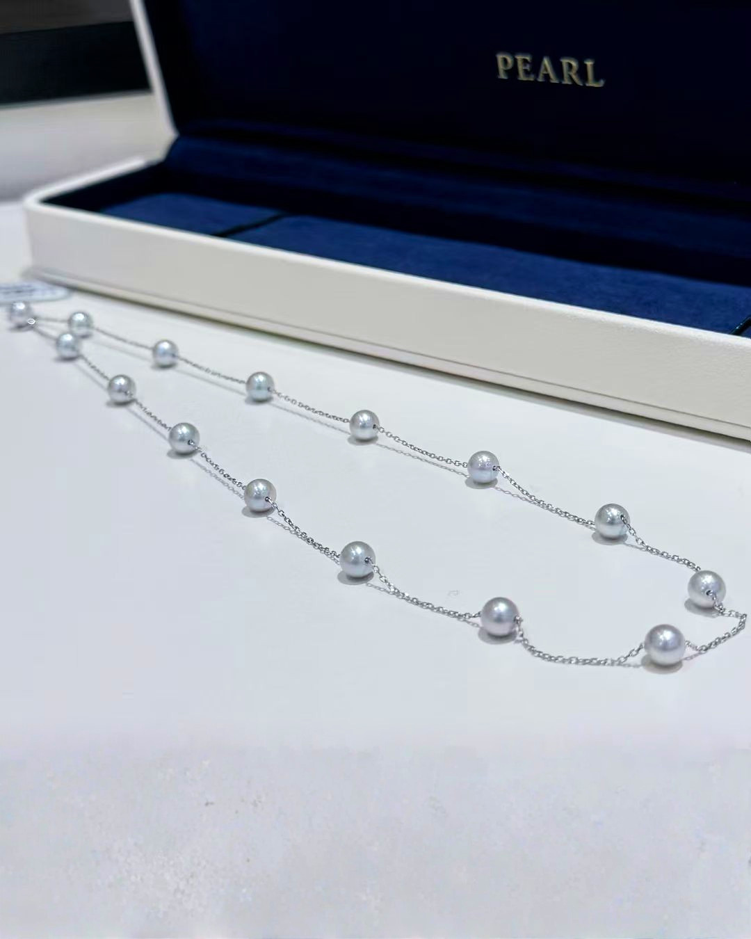 5A Japanese Akoya Round Necklace in 18K White Gold - Hemp Akoya Necklace - Blue (4-5mm)