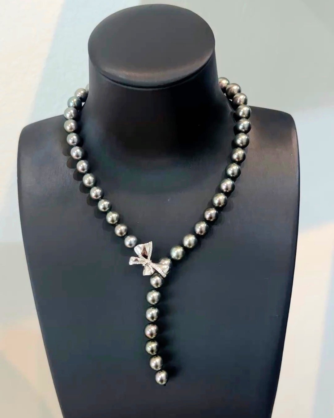 5A Tahitian Peacock Round Strand  - With PSL Certificate - Peacock (8.2-10.8mm)