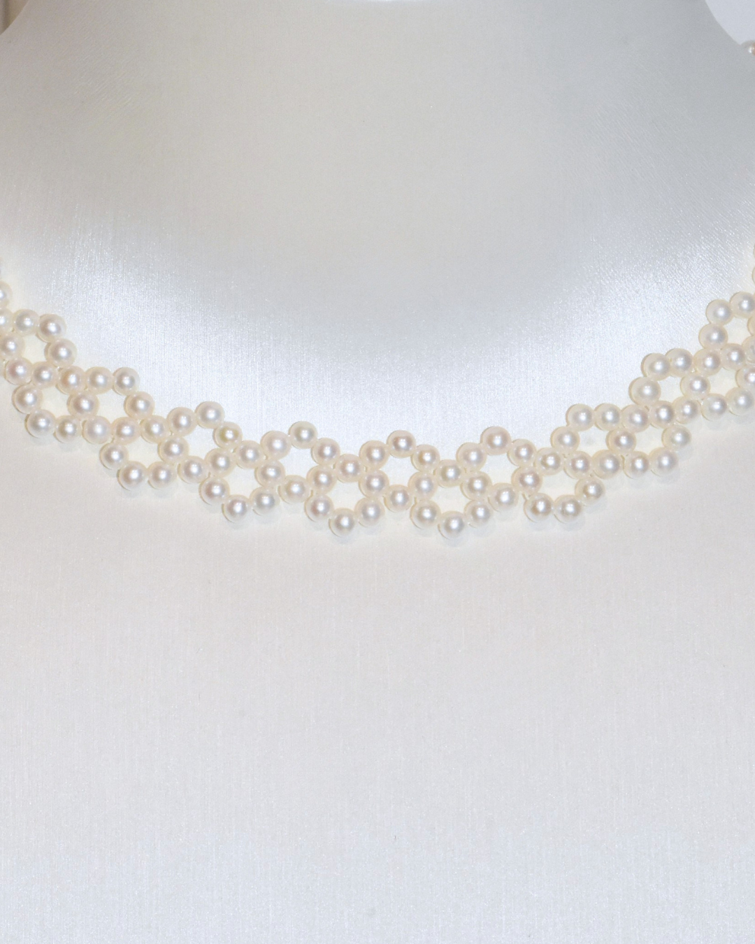 4A Freshwater Round Necklace in Silver 925 WG Plated - Woven Pearly - White (3 -4mm)