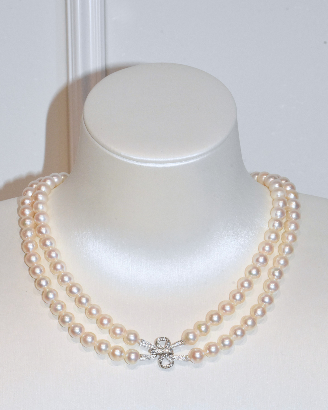 4A Akoya Near Round Necklace in Silver 925 WG Plated - Double Layered - with Ribbon Clasp - Rose Overtone (7 -8mm)