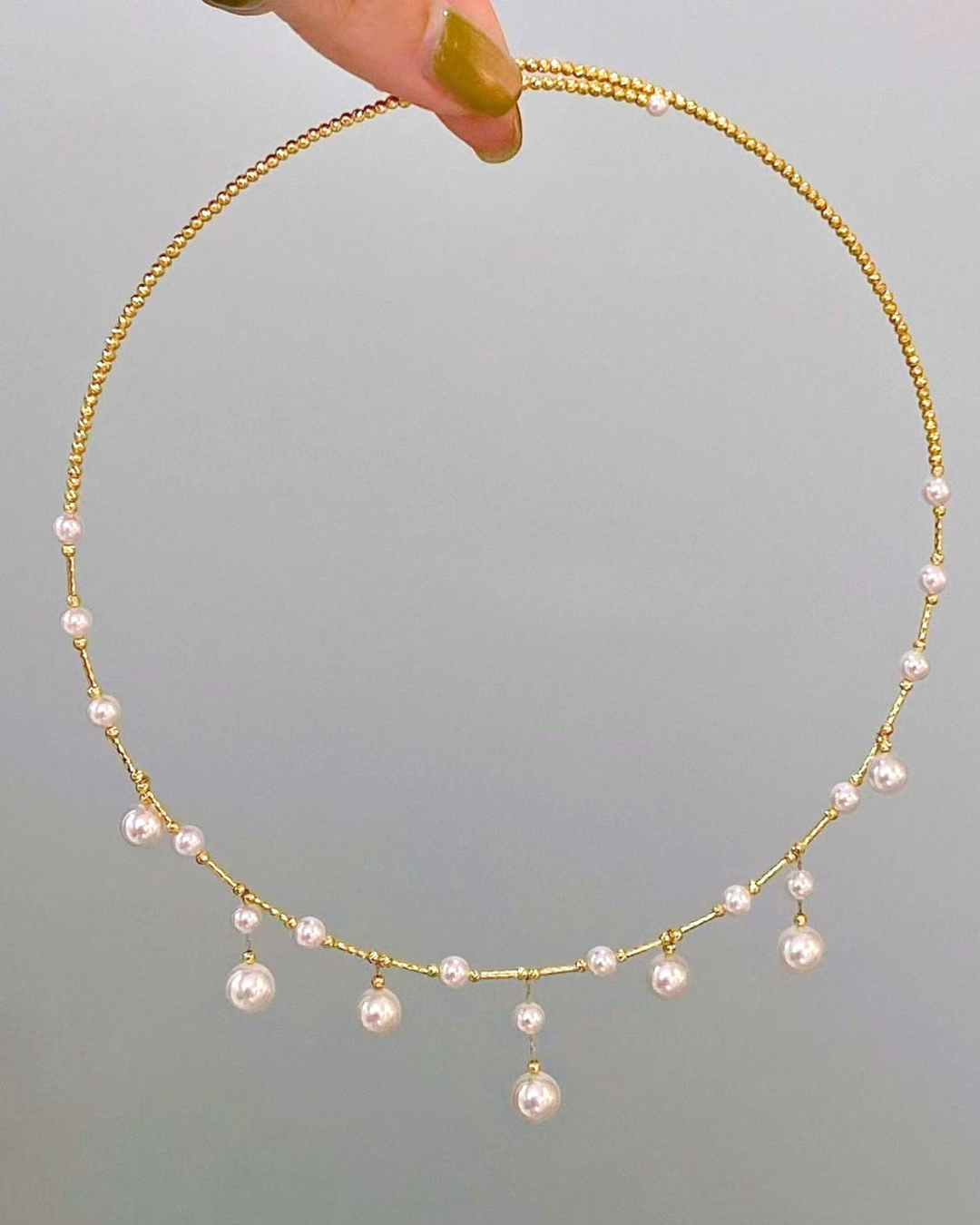 5A Japanese Akoya Round Necklace in 18K Gold - Pluie d'Or Pearl Necklace - White (4-8mm)
