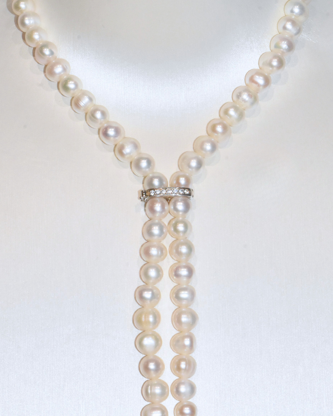 3A Freshwater Near Round Long Necklace in Silver 925 WG Plated - Classic clip clasp with CZ - White (9 -10mm)