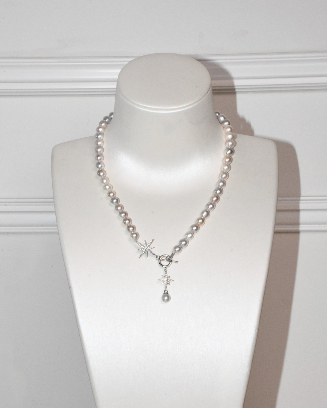 4A Freshwater Near Round Necklace in Silver 925 WG Plated - Srarburst Clasp - Silver/Grey (6 -7mm)