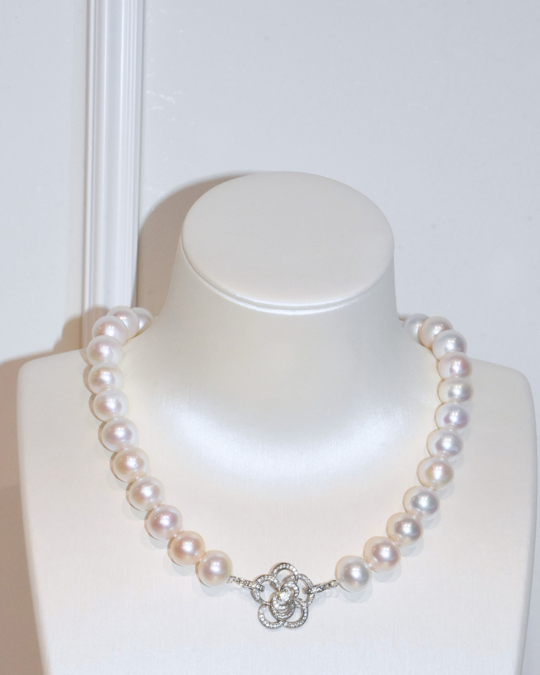 4A Freshwater Near Round Necklace in Silver 925 WG Plated - Edison - White (13 -15mm)