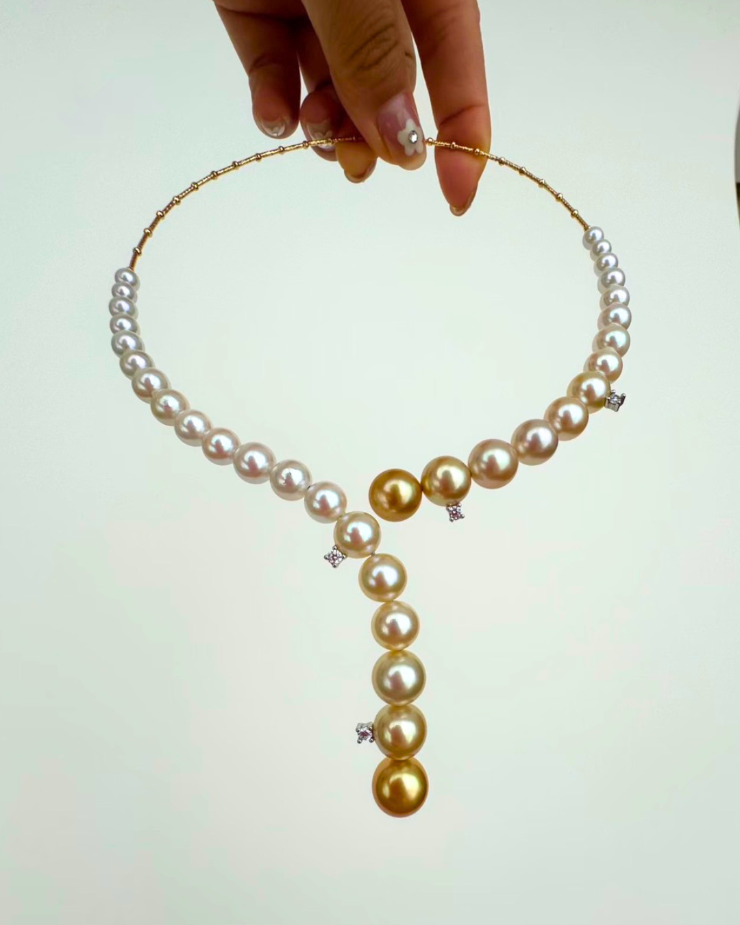 5A South Sea Golden Philippines & South Sea White Australia Round Necklace in 18K Gold - Graduated Bar Necklace - Gold (9-15mm)