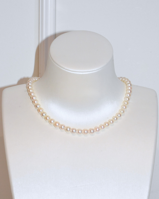 4A Akoya Round Necklace in Silver 925 WG Plated - Classic Ribbon with CZ Clasp - White (6 -7mm)