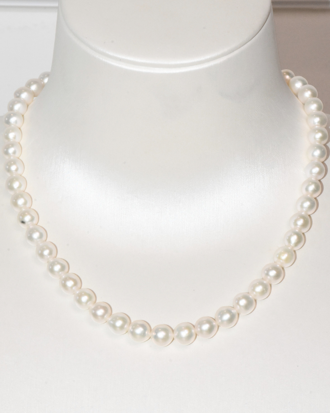 4A Freshwater Near Round Necklace in Copper - Ribbon Clasp with pearl drop - White (7 -9mm)