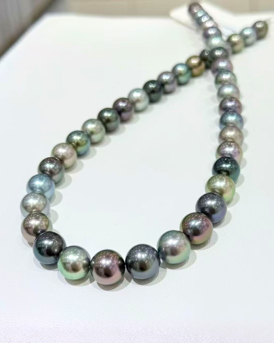 5A Tahitian Round Loose Strand - Mixed Colours Black, Green, Peacock, Grey (8.5-10.8mm)