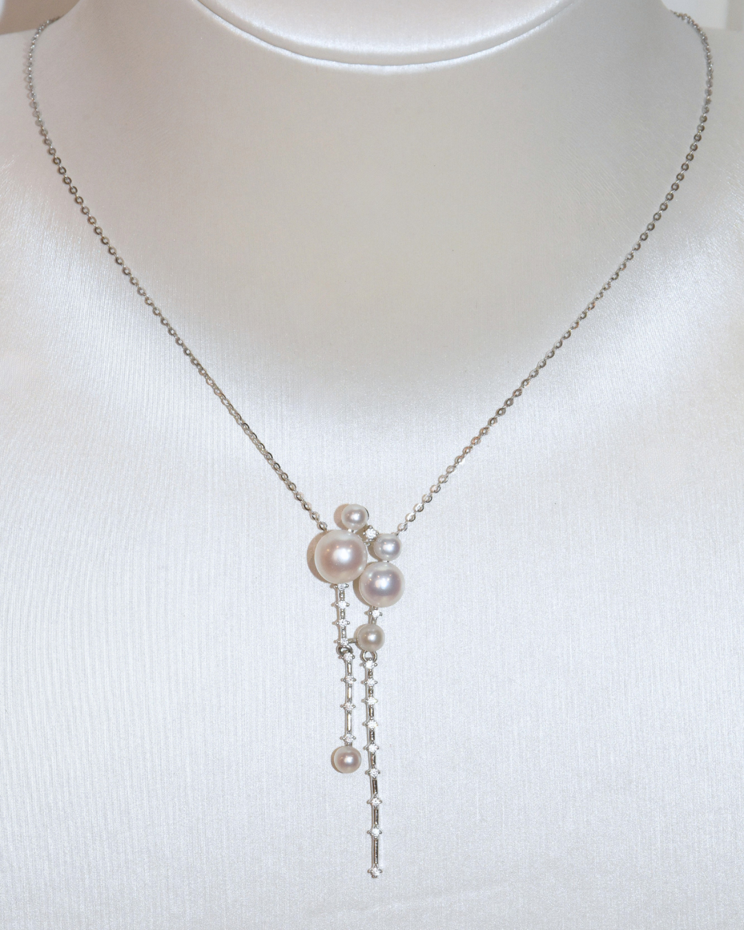 5A Freshwater Button Necklace in Silver 925 WG Plated - Moonfal Lariat - White (3 -7mm)