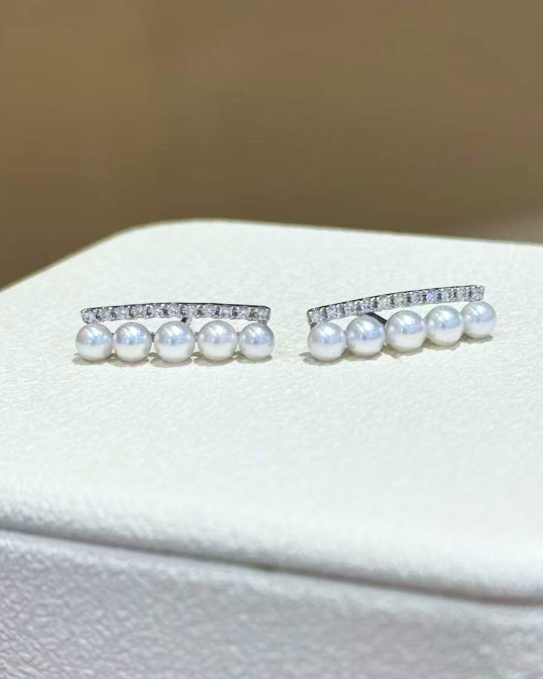 5A Japanese Akoya Round Earring in 18K White Gold - Five-Bar Akoya Earrings with Natural Diamond - White (3-3.5mm) D0.1ct