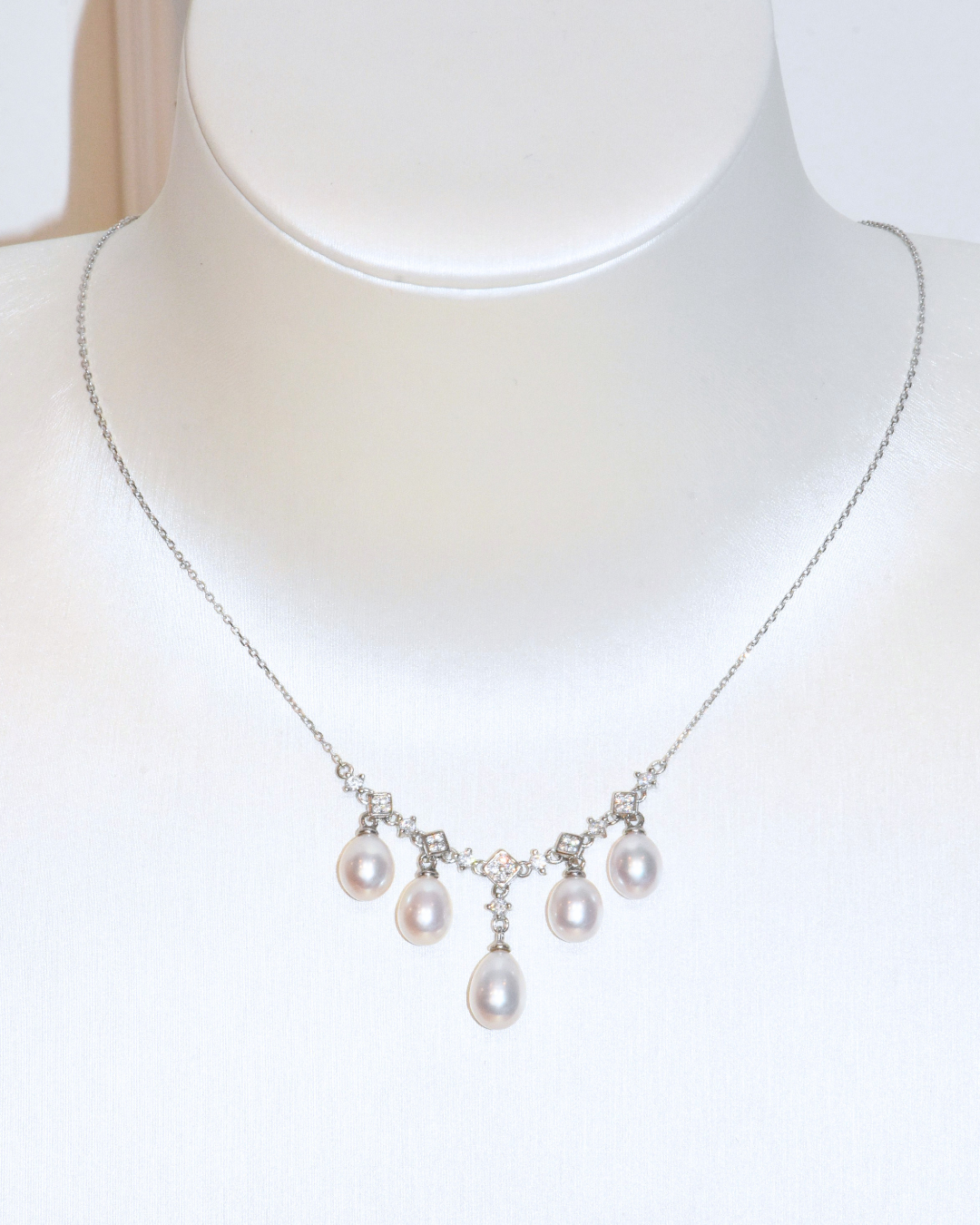 4A Freshwater Drop La Cascade Necklace in Silver 925 WG Plated - White (7 -8mm)