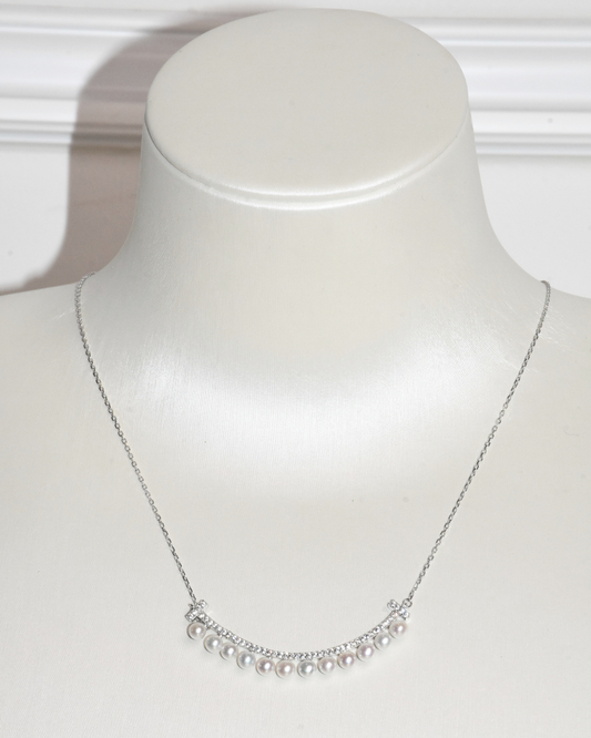 4A Freshwater Round Necklace in Silver 925 WG Plated - Curved Pearl Bar - White (3 -4mm)