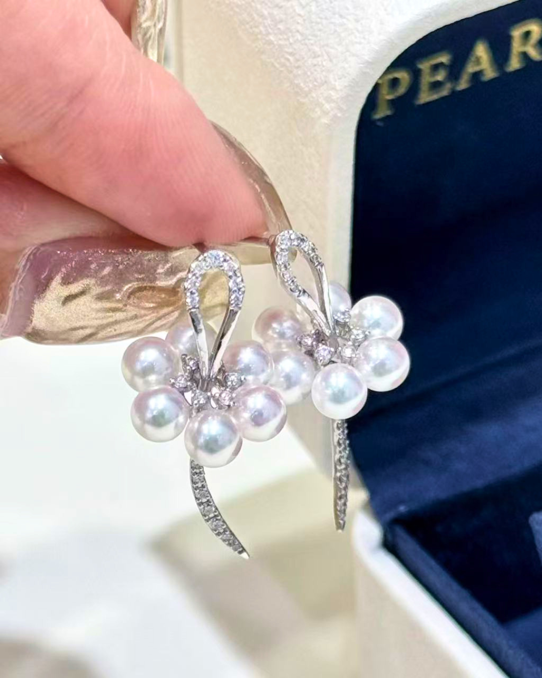 5A Japanese Akoya Earring in 18K White Gold - with Natural Diamond D0.263ct- White (4.5-5mm)