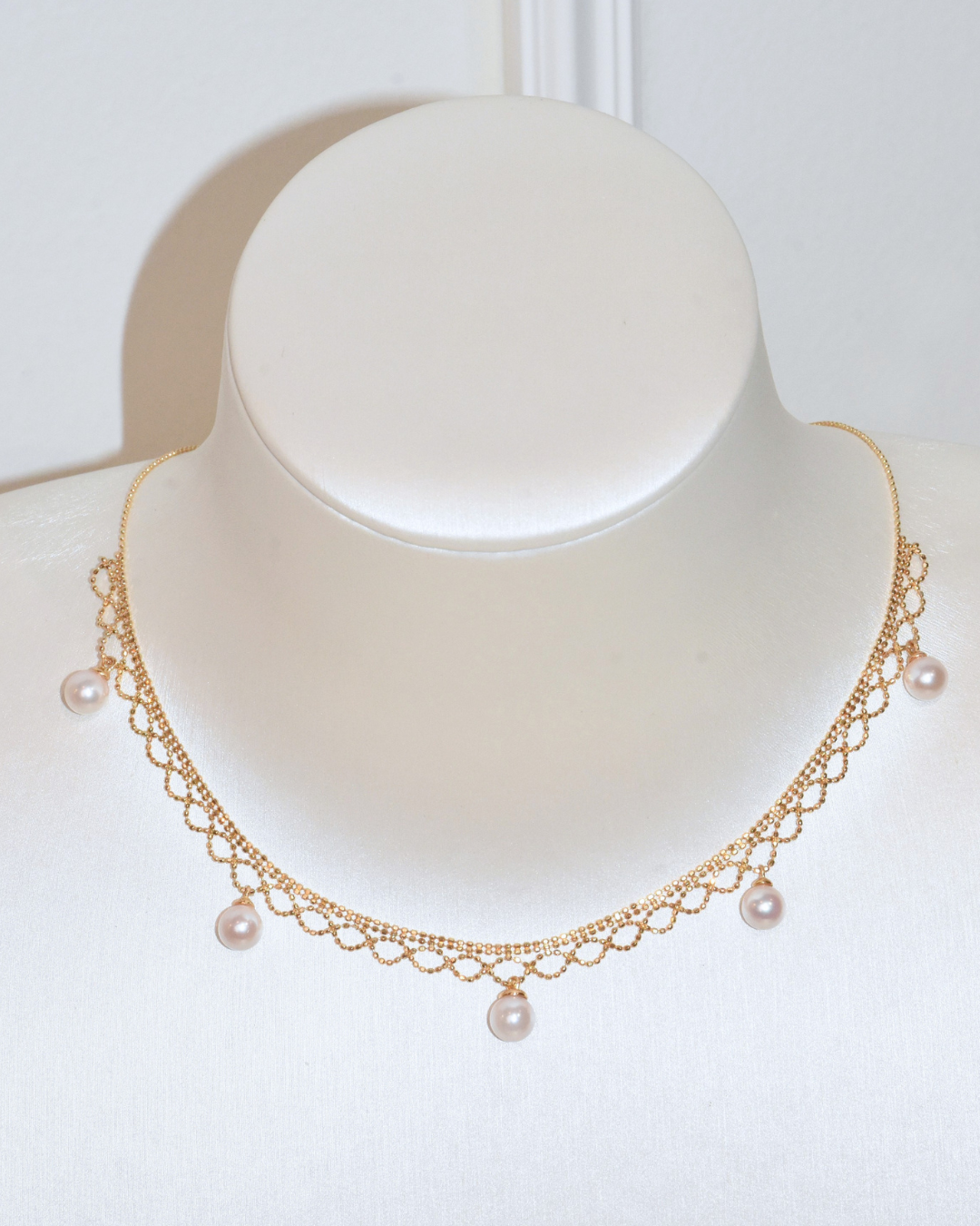 4A Akoya Round Necklace in Silver 925 Gold Plated - L'Aurore — Lace Necklace - Rose Overtone (6mm)