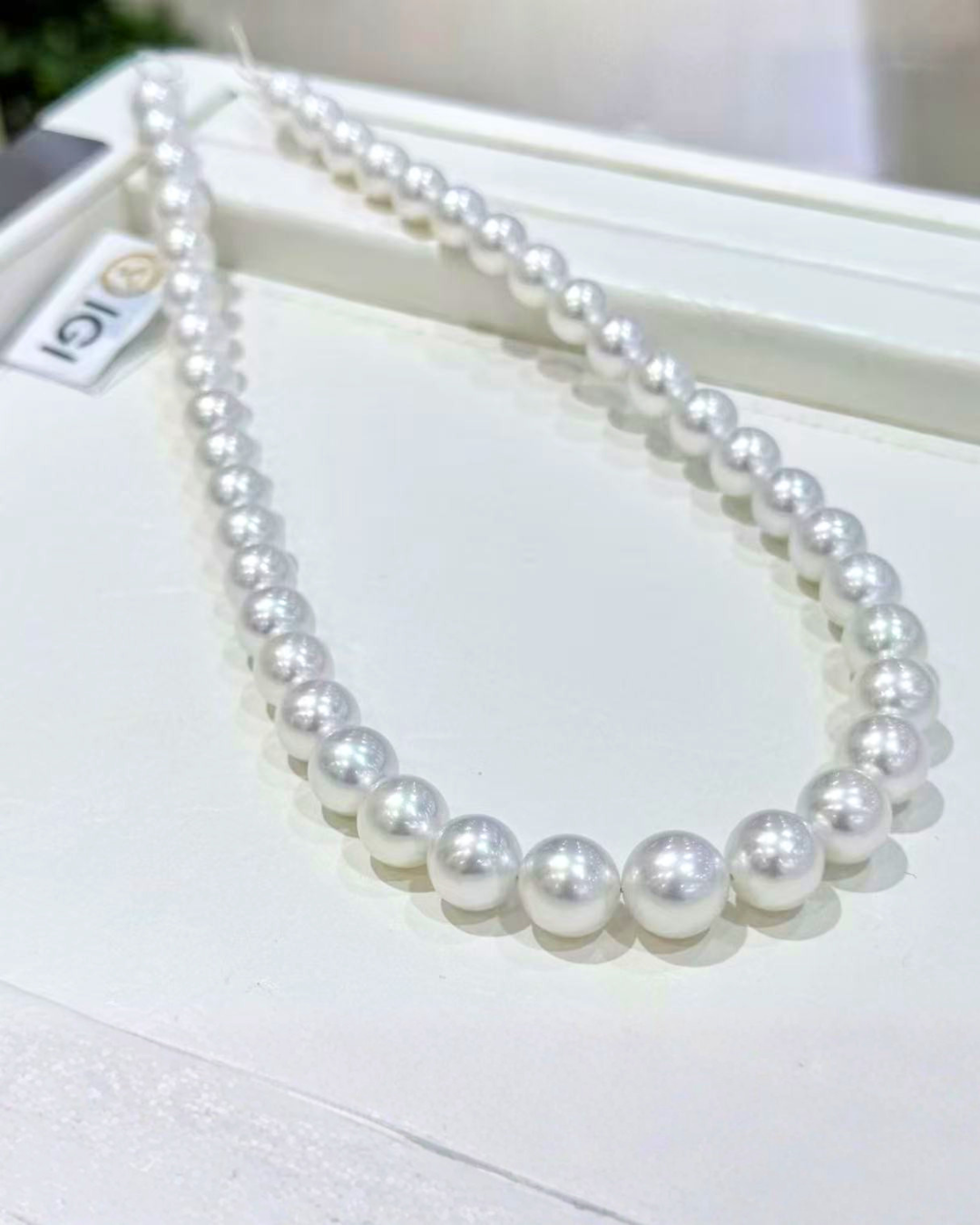 5A South Sea White Australia Round Loose Strand with IGI Certificate - White (9 -11.5mm)