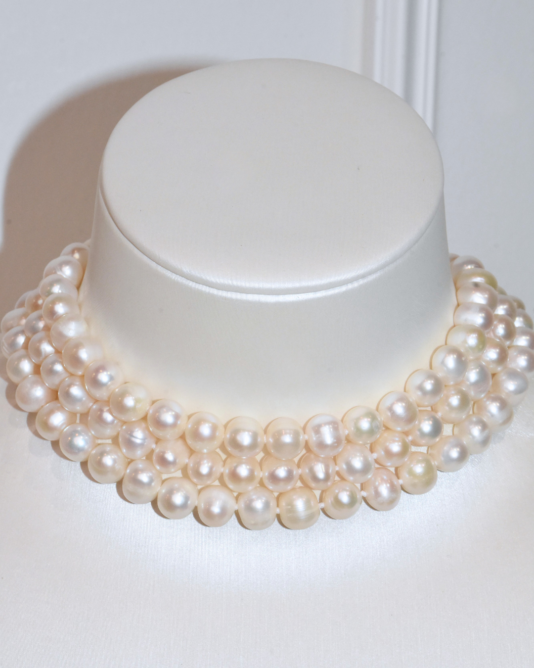 3A Freshwater Near Round Necklace in Copper - Triple layers  - White (9 -10mm)