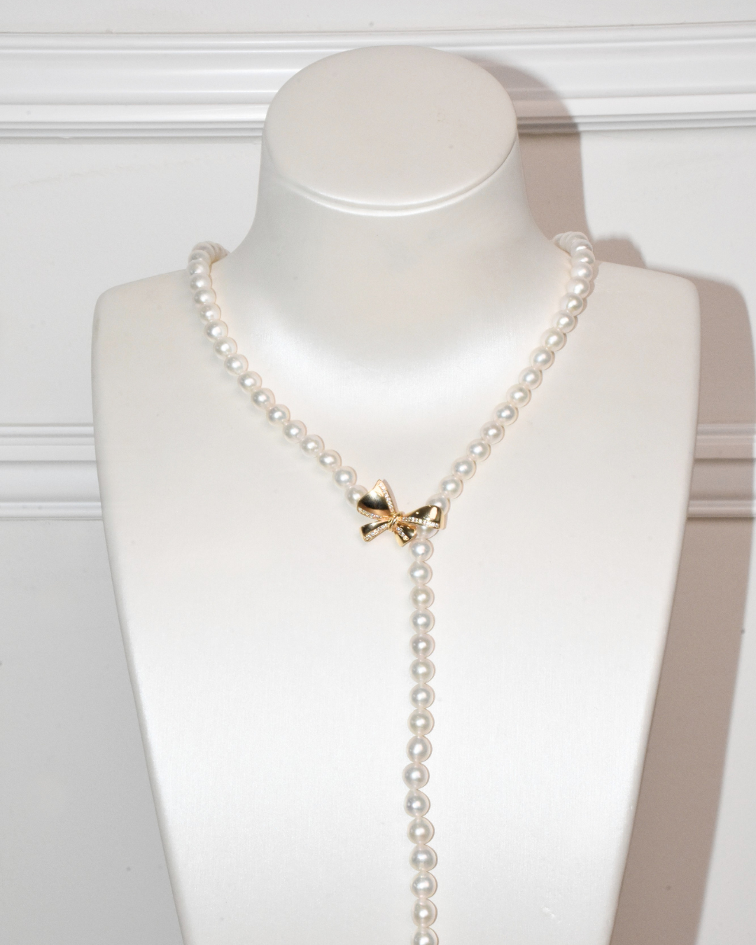 4A Freshwater Near Round Long Necklace in Silver 925 Gold Plated - Ribbon Clasp With CZ - White (7 -8mm)