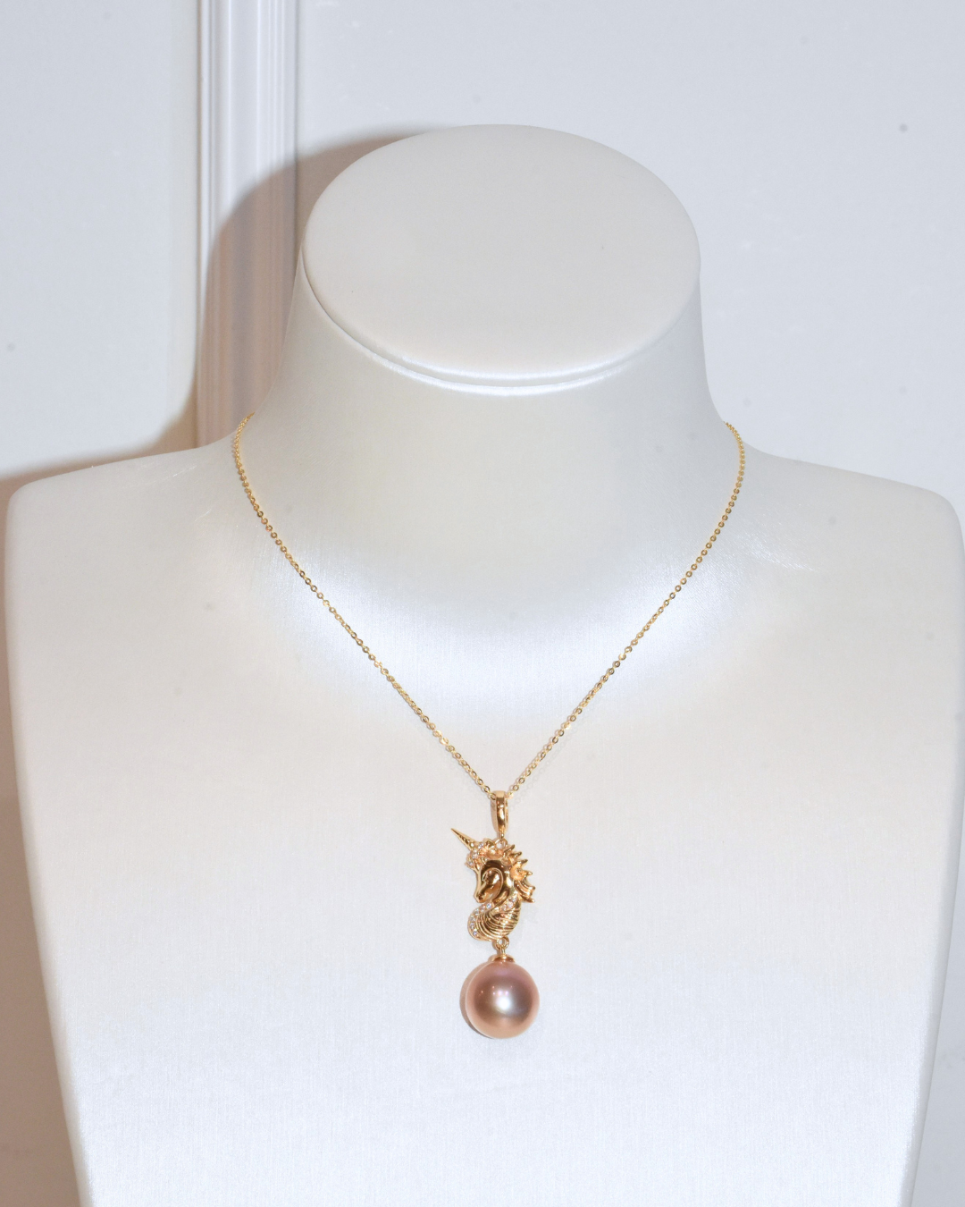 4A Freshwater Oval Necklace in Silver 925 Gold Plated - Golden Pegasus  - Orient (12.8mm)