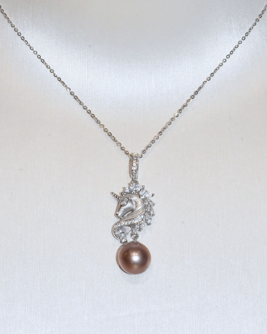 4A Freshwater Round Necklace in Silver 925 WG Plated - Silver Princess Pegasus with CZ - Purple (10mm)
