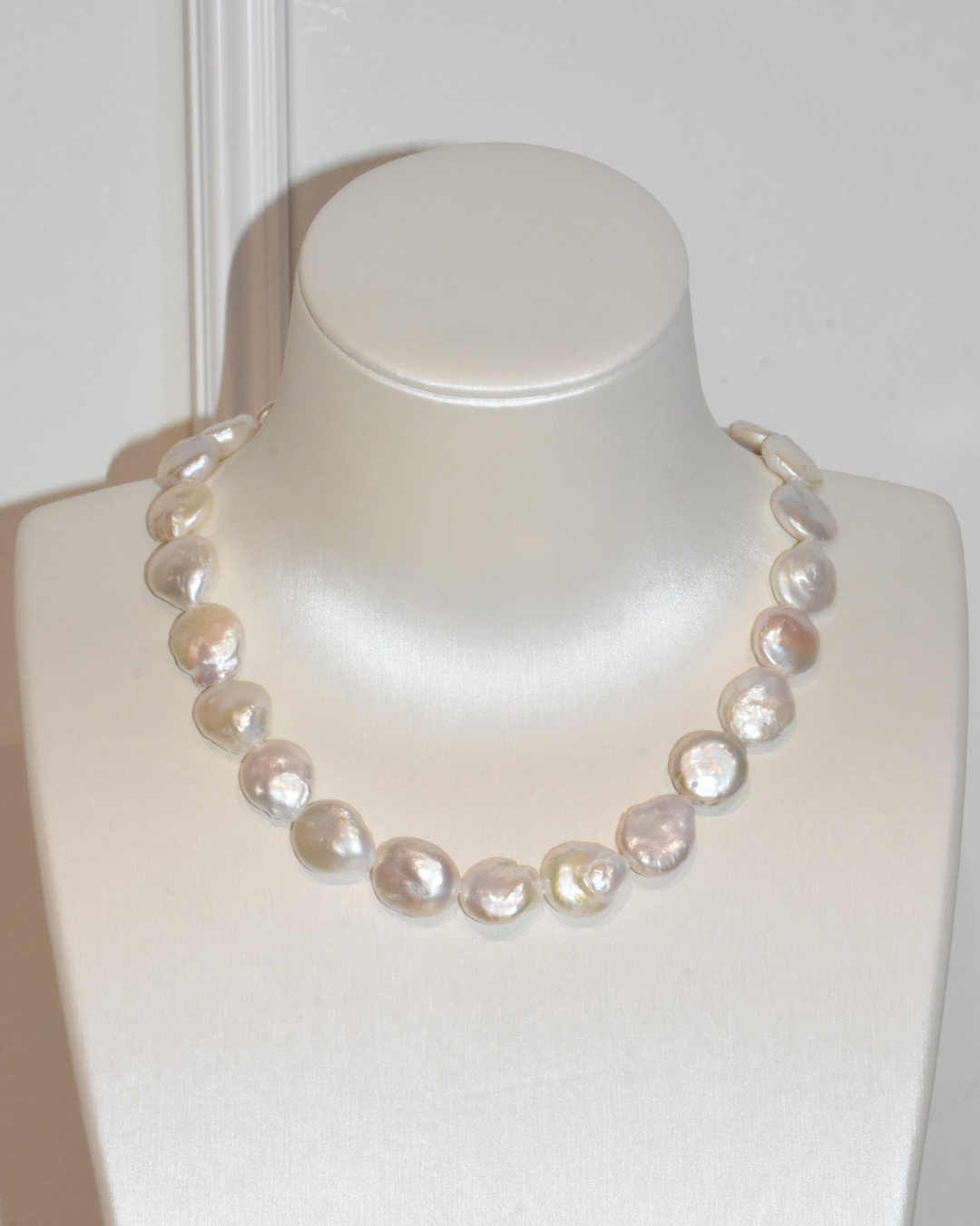 3A Freshwater Coin Necklace in Copper - Double O Clasp - White (13 -14mm)