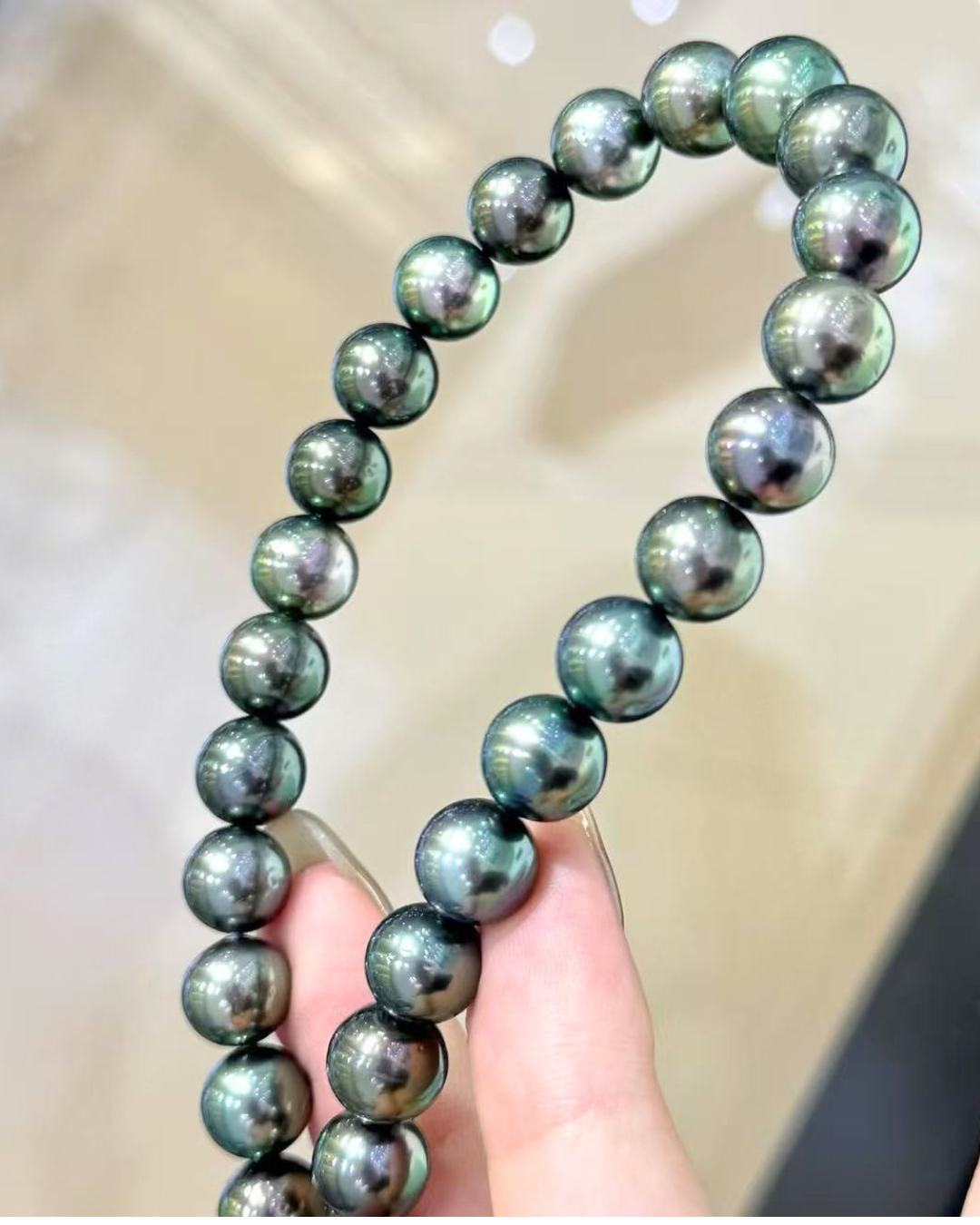 4A Tahitian Round Loose Strand - Peacock (8-10.8mm)