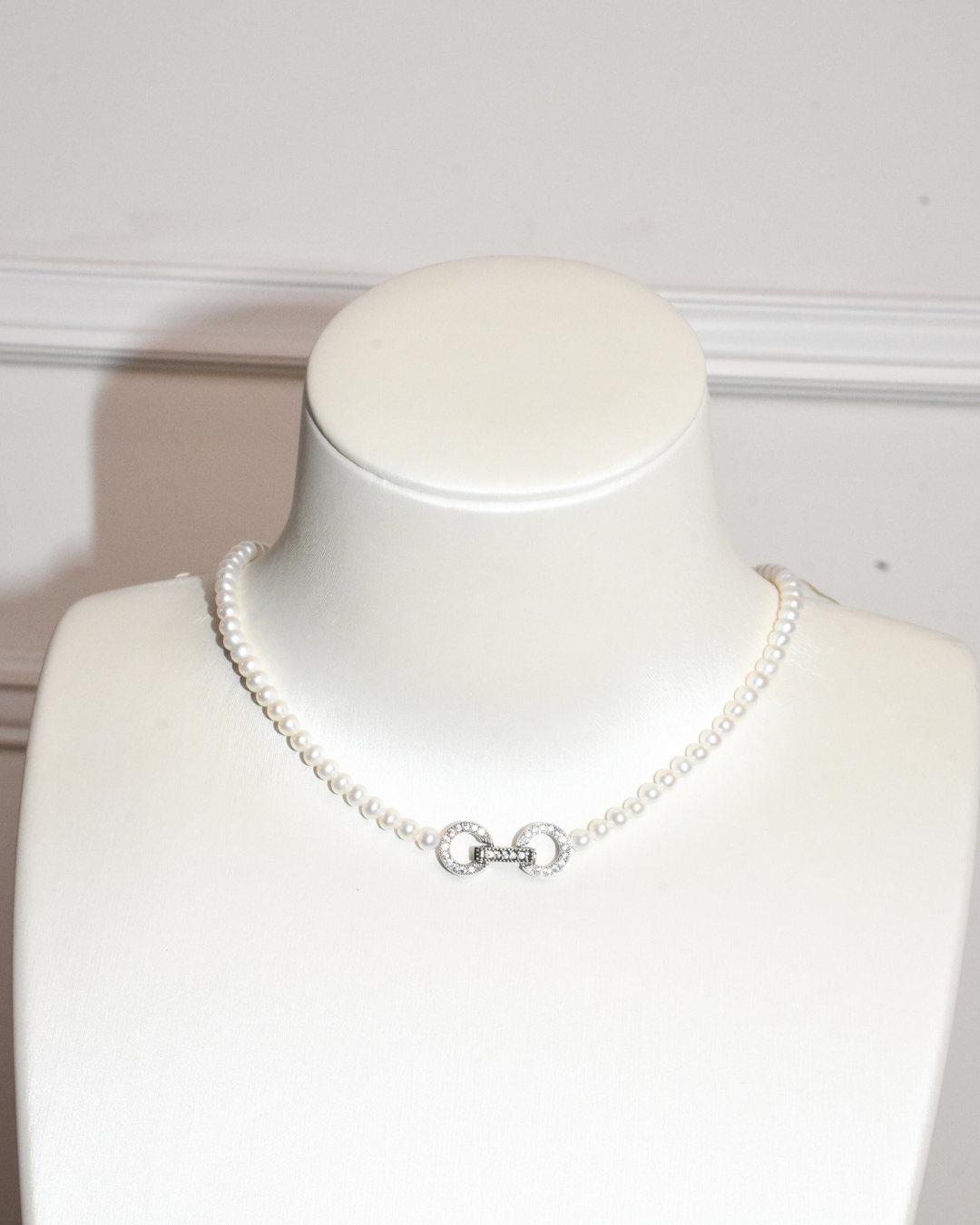 3A Freshwater Near Round Necklace in Copper - Clssic Double O Clasp - White (4 -5mm)