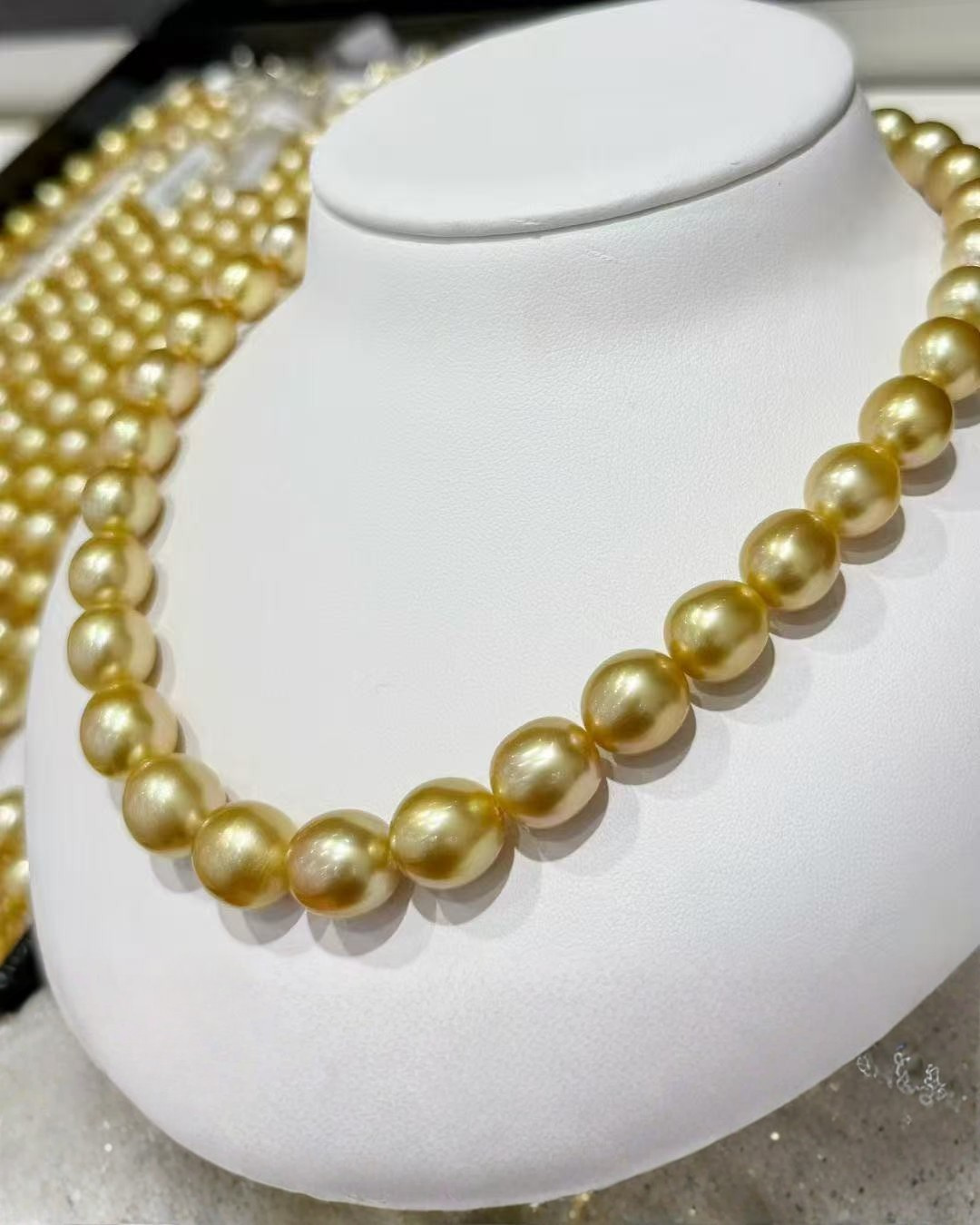 4A South Sea Golden Philippines Oval Loose Strand - Gold (10-13mm)