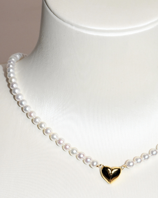 4A Freshwater Near Round Necklace in Silver 925 Gold Plated - Heart Magnet Clasp - White (4 -5mm)