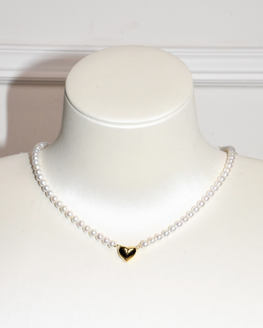 4A Freshwater Near Round Necklace in Silver 925 Gold Plated - Heart Magnet Clasp - White (4 -5mm)