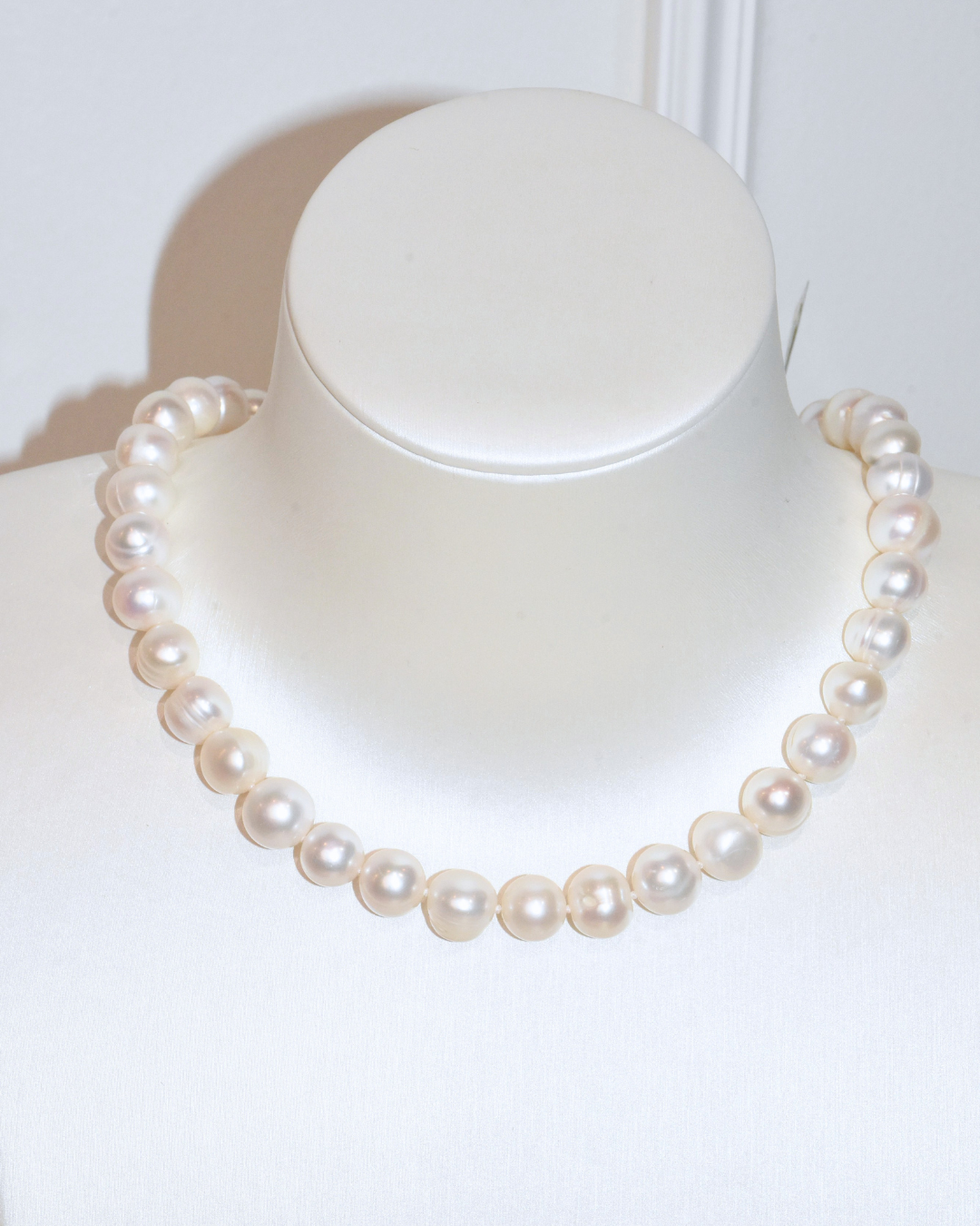 2A Freshwater Near Round Necklace in Copper - Heart Clasp - White (11 -12mm)